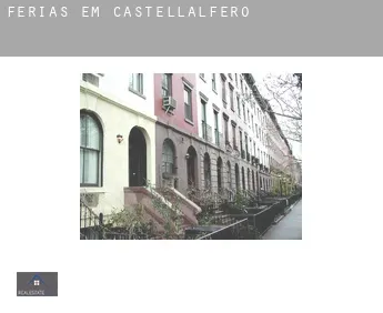 Férias em  Castell'Alfero